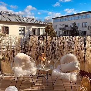 https://apt-amalfi-home-stylish-with-terrace.find-berlin-hotels.com