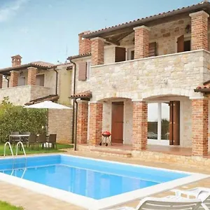 https://sunny-villa.in-istria.net